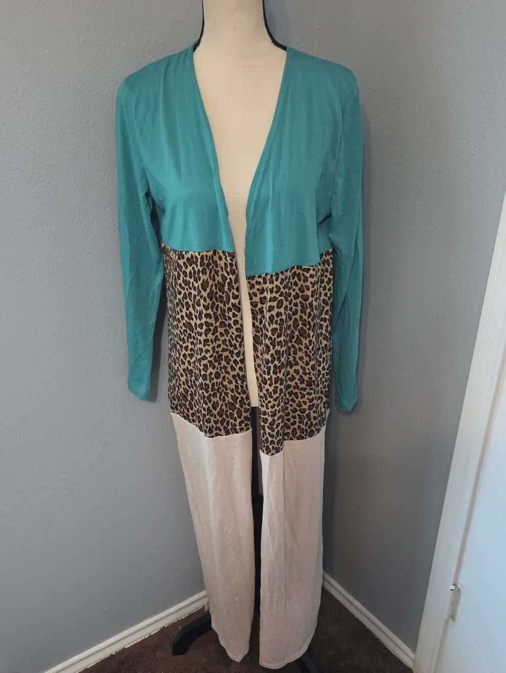 NWT Umgee Tea/Animal Print Linen Blend Colorblock Cardigan Sz M - Picture 1 of 7